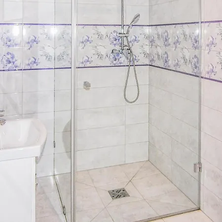 Amazing Home In Lidzbark Warminski *